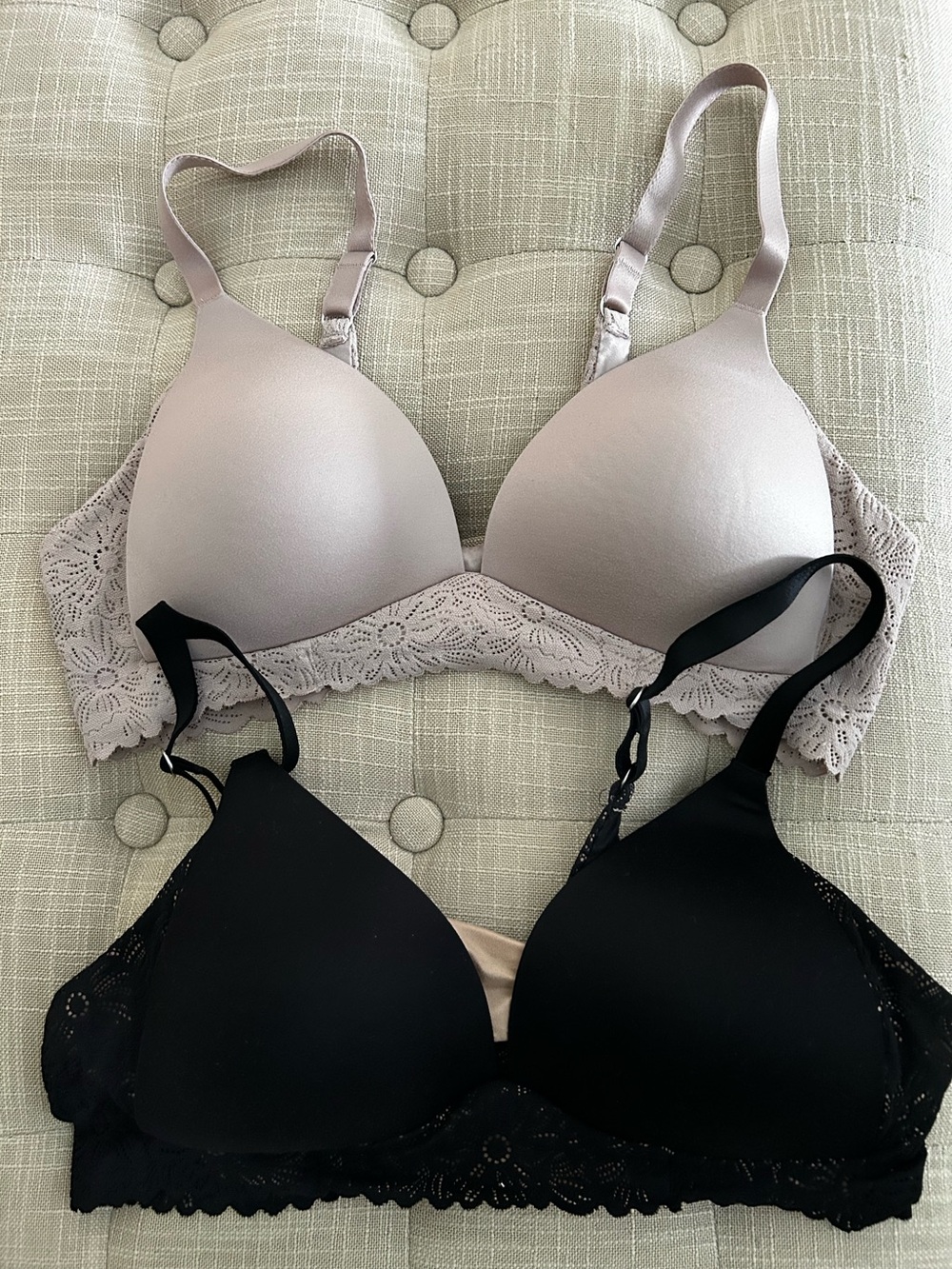 Aerie Real Sunny Lace-Trim T-Shirt Bras - Black & Light Taupe Size 36B Worn Once